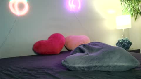 Snapshot of poisonedpeach chatting on March 2025 02:52:01 AM Jenna online show from March 2025 02:52:01 AM