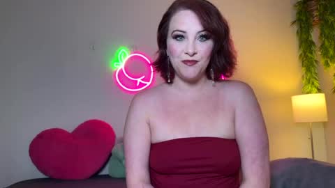 Snapshot of poisonedpeach chatting on July 2026 01:01:01 AM Jenna online show from July 2026 01:01:01 AM