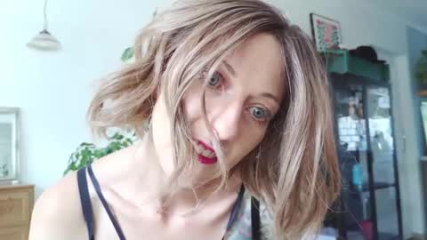 Snapshot of pokusss chatting on October 2025 12:46:02 PM pokusss online show from October 2025 12:46:02 PM