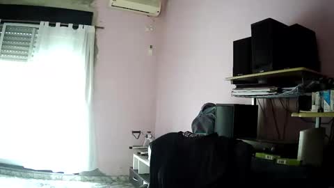 Snapshot of pol22010 chatting on May 2026 04:15:02 PM Polako online show from May 2026 04:15:02 PM