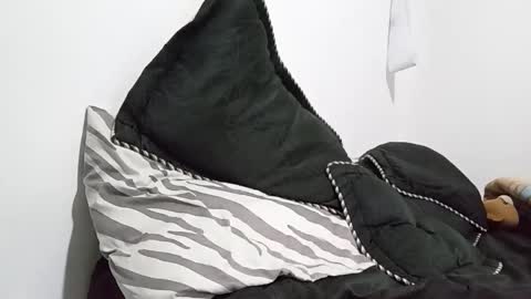 Snapshot of pol_eros chatting on March 2025 09:31:02 PM pol eros online show from March 2025 09:31:02 PM