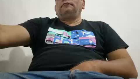 poli online show from October 2025 01:24:01 AM