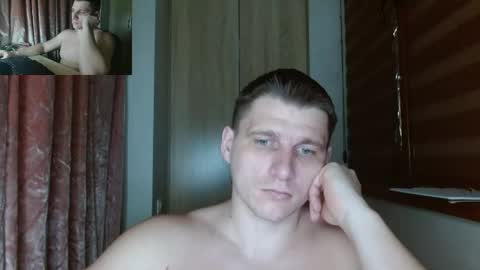 Poliglotjoe2 online show from April 2026 07:58:01 PM