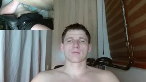Snapshot of poliglotjoe2 chatting on June 2026 12:32:01 AM Poliglotjoe2 online show from June 2026 12:32:01 AM
