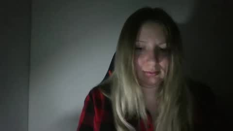 Snapshot of poliholly chatting on February 2026 07:47:02 PM poliholly online show from February 2026 07:47:02 PM