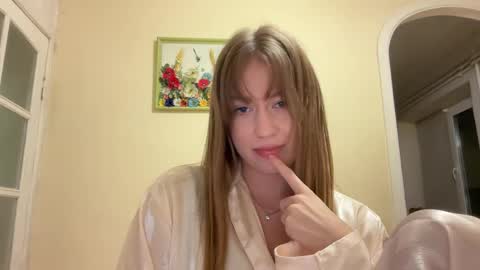 Polina online show from December 2025 02:24:02 PM