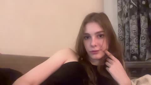 polinamiler online show from October 2025 12:18:01 AM