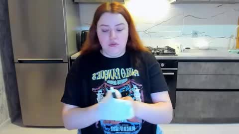 Polina online show from February 2025 07:19:02 PM