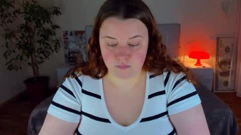 Snapshot of polinasallivan chatting on June 2026 10:21:02 PM Polina online show from June 2026 10:21:02 PM