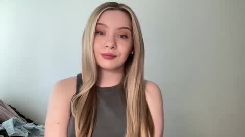 Snapshot of polishangel222 chatting on May 2026 12:34:02 PM polishangel222 online show from May 2026 12:34:02 PM