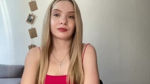 Snapshot of polishangel222 chatting on August 2026 01:32:01 PM polishangel222 online show from August 2026 01:32:01 PM