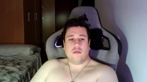 Snapshot of pollito_95 chatting on December 2024 06:59:02 PM Pollito online show from December 2024 06:59:02 PM