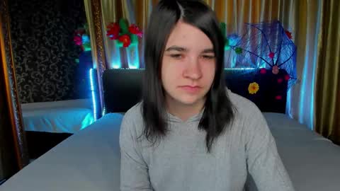 Polly online show from March 2026 07:12:01 AM