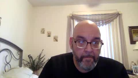 Snapshot of poloking92 chatting on November 2025 01:10:01 PM PoloKing online show from November 2025 01:10:01 PM
