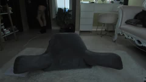 Snapshot of polvodeestrellas_ chatting on December 2024 10:26:02 PM - Help me Reach 100 thumbs up online show from December 2024 10:26:02 PM