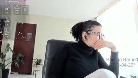 paulina barnett online show from April 2026 04:01:01 PM