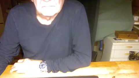 Snapshot of pomme1949 chatting on December 2024 08:44:01 AM pomme1949 online show from December 2024 08:44:01 AM