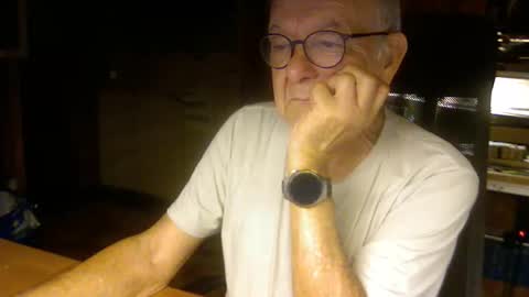 Snapshot of pomme1949 chatting on November 2025 03:58:01 PM pomme1949 online show from November 2025 03:58:01 PM