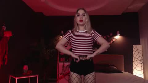 Eva online show from October 2025 01:06:02 AM