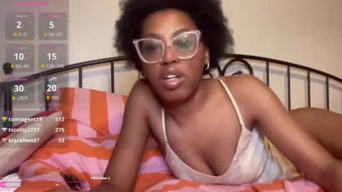 Snapshot of popasprincess chatting on June 2026 02:35:02 AM princess online show from June 2026 02:35:02 AM