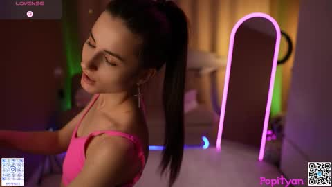 Louise  see you on December 1  at 2200 UTC3 online show from February 2026 05:52:01 AM