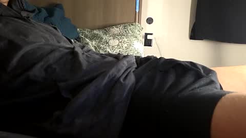 Snapshot of poppunk4life chatting on October 2025 02:31:01 AM Kyle online show from October 2025 02:31:01 AM