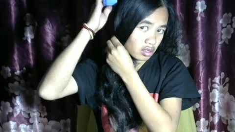 Snapshot of poppy_kelley chatting on June 2026 04:46:01 AM Lilly online show from June 2026 04:46:01 AM