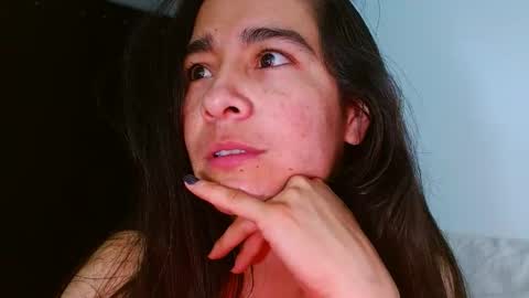 Snapshot of porcelainlux chatting on March 2026 04:05:02 AM porcelainlux online show from March 2026 04:05:02 AM