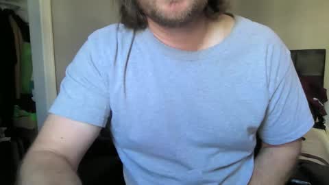 Snapshot of pornaddicted8 chatting on December 2024 08:18:02 PM i heart porn online show from December 2024 08:18:02 PM