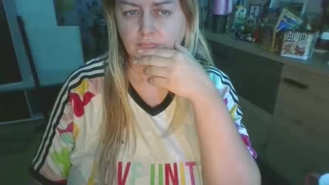 MelissOfficial online show from January 2026 10:37:02 PM