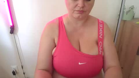 Snapshot of pornbusty chatting on July 2026 07:00:02 AM MelissOfficial online show from July 2026 07:00:02 AM
