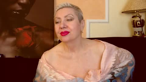 LADY POSH online show from October 2025 09:03:01 PM