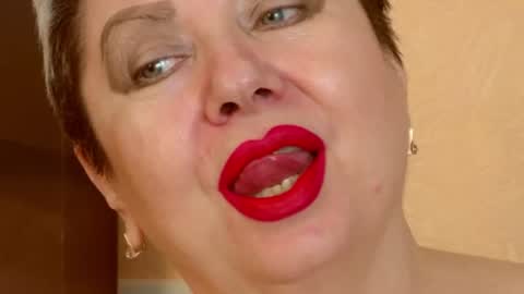 Snapshot of posh_lady chatting on July 2026 04:29:01 AM LADY POSH online show from July 2026 04:29:01 AM
