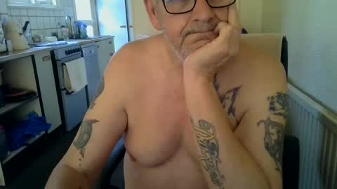 Snapshot of poshman65 chatting on July 2026 09:02:01 AM poshman65 online show from July 2026 09:02:01 AM