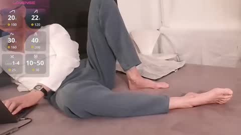 Snapshot of povaridad chatting on December 2025 04:57:01 PM Smooth Daddy online show from December 2025 04:57:01 PM