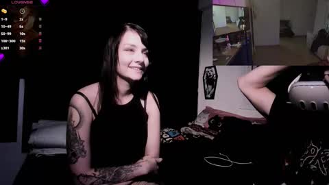 Snapshot of powercouplemix chatting on January 2026 01:52:02 AM Ravena Rozz online show from January 2026 01:52:02 AM