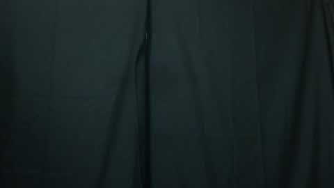 Snapshot of powerdmuscle chatting on May 2026 12:40:02 AM powerdmuscle online show from May 2026 12:40:02 AM