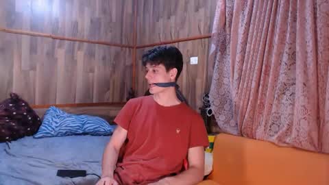 Snapshot of powertwinky chatting on December 2024 01:32:02 AM chris independent  online show from December 2024 01:32:02 AM