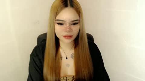 MAXXINE online show from October 2025 02:32:01 AM