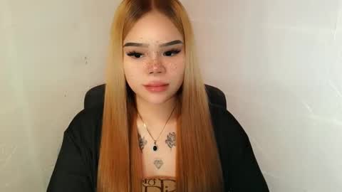 MAXXINE online show from November 2025 04:22:02 AM