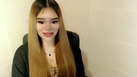 Snapshot of preciousangel69xxx chatting on May 2026 01:36:01 AM MAXXINE online show from May 2026 01:36:01 AM