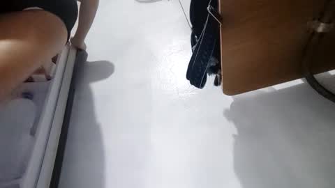 Dinah online show from December 2024 01:02:02 AM