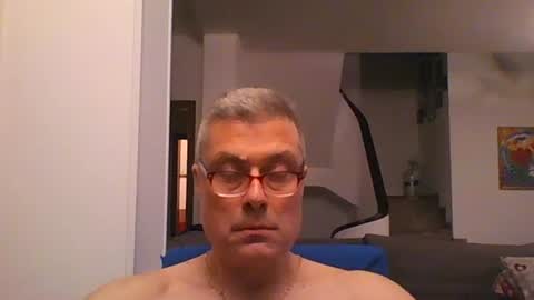 Snapshot of prendimisubito chatting on May 2026 10:37:02 PM prendimisubito online show from May 2026 10:37:02 PM