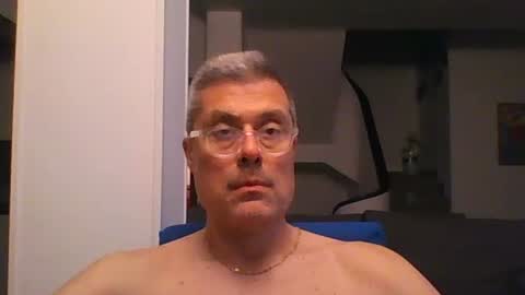 Snapshot of prendimisubito chatting on May 2026 10:17:01 PM prendimisubito online show from May 2026 10:17:01 PM