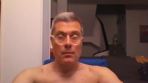 Snapshot of prendimisubito chatting on May 2026 10:18:02 PM prendimisubito online show from May 2026 10:18:02 PM