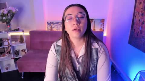 Camila  online show from April 2026 02:13:02 PM