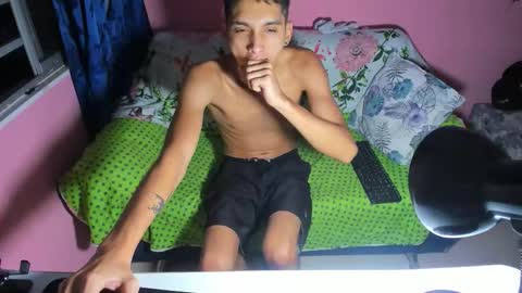 Snapshot of pressure_xxx_420 chatting on February 2026 09:51:02 AM PRESSURE online show from February 2026 09:51:02 AM