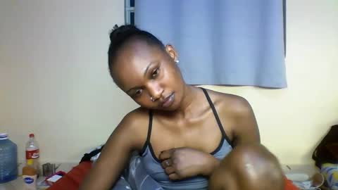 Snapshot of prettie_candy9 chatting on September 2025 12:44:02 AM Prettie candy9 online show from September 2025 12:44:02 AM