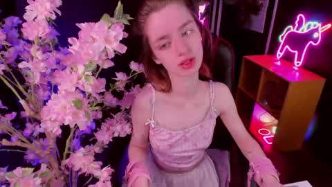 Lady vikki  online show from April 2026 06:16:02 AM