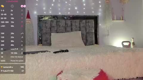 Snapshot of pretty_and_strong chatting on November 2025 01:05:01 AM pretty_and_strong online show from November 2025 01:05:01 AM